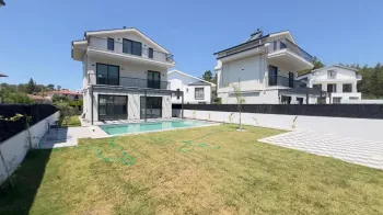 Home in Ciftlik